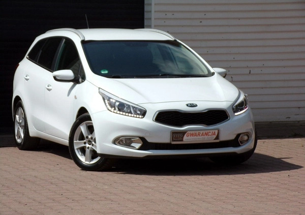 Kia Ceed cena 43900 przebieg: 173000, rok produkcji 2015 z Bełchatów małe 667